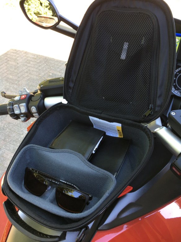 Givi QuickLock inhoud