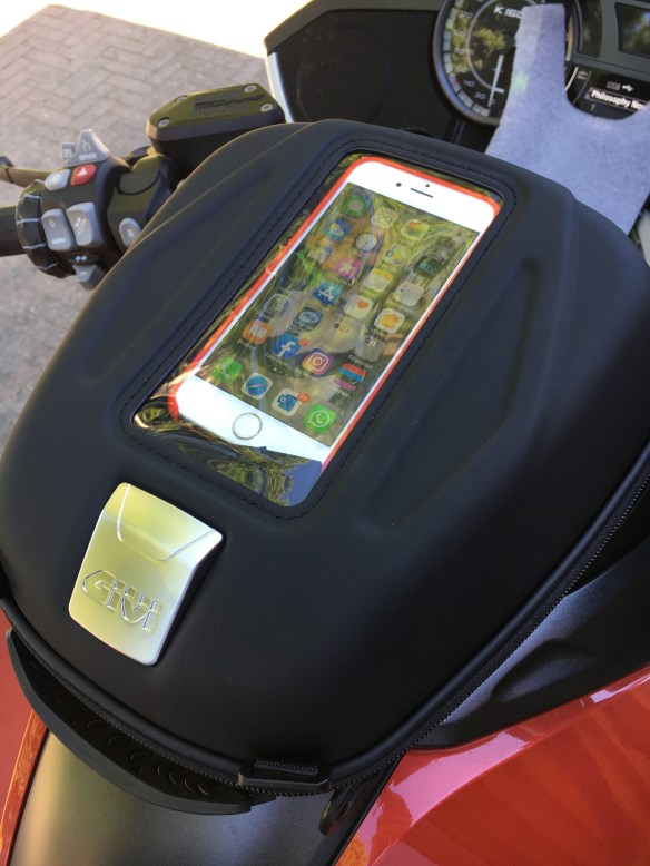 Givi QuickLock iPhone